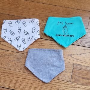 [10]Bandana Bibs